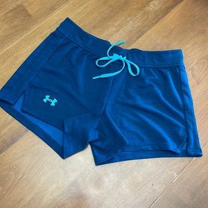 Under Armour Draw String Shorts. Size small.
